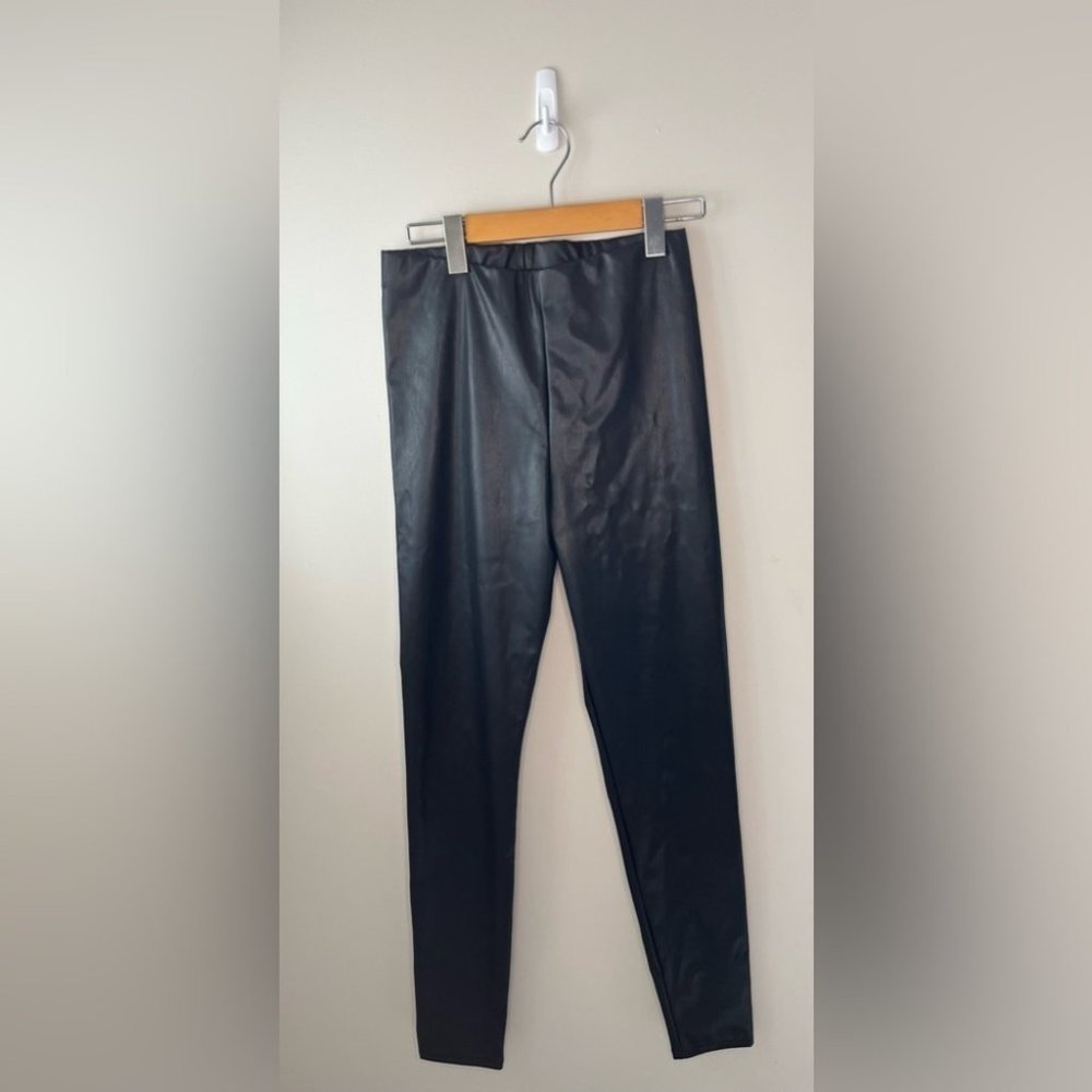 NWOT High Waisted Faux Leather Pants Size Small - Picture 2 of 4